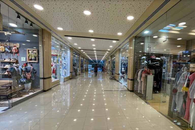 مركز دامون كيش للتسوق
